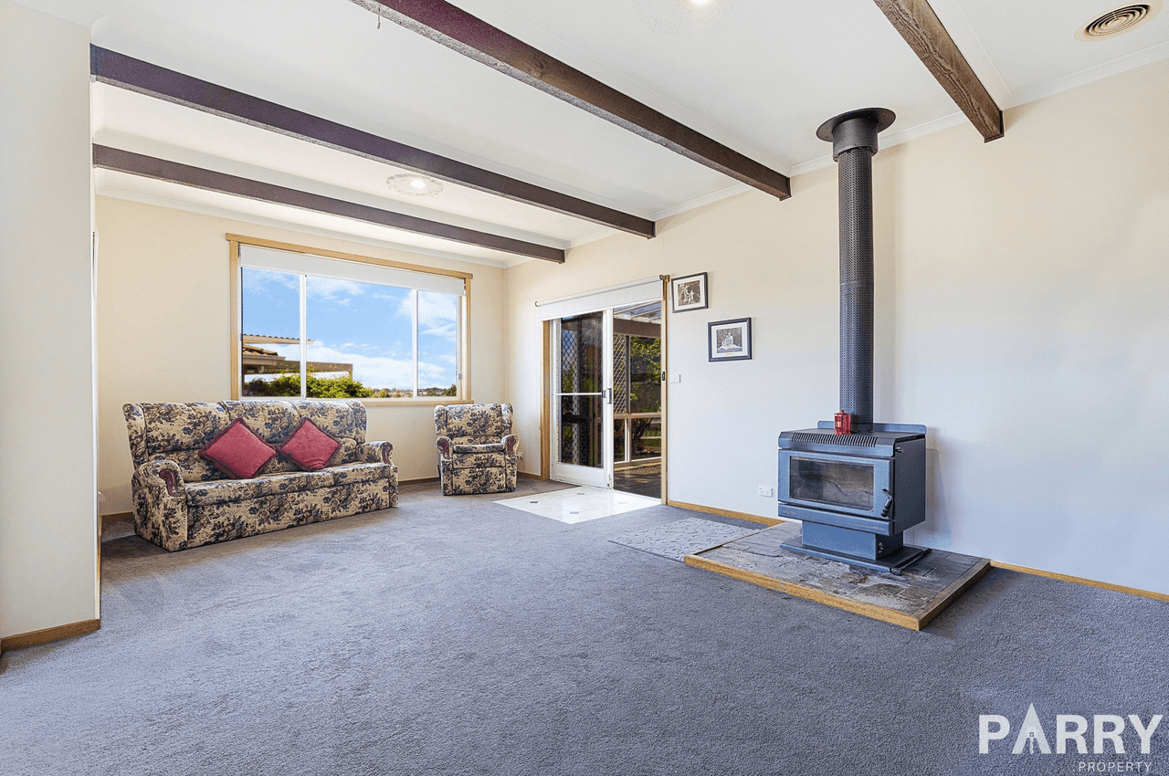 11 Leslie Grove, PROSPECT VALE, TAS 7250