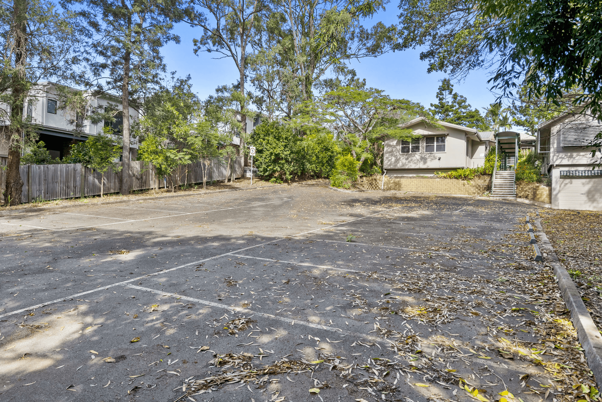 284 Pine Mountain Road, CARINA HEIGHTS, QLD 4152