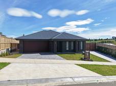 10 Angophora Court, Lucknow, VIC 3875