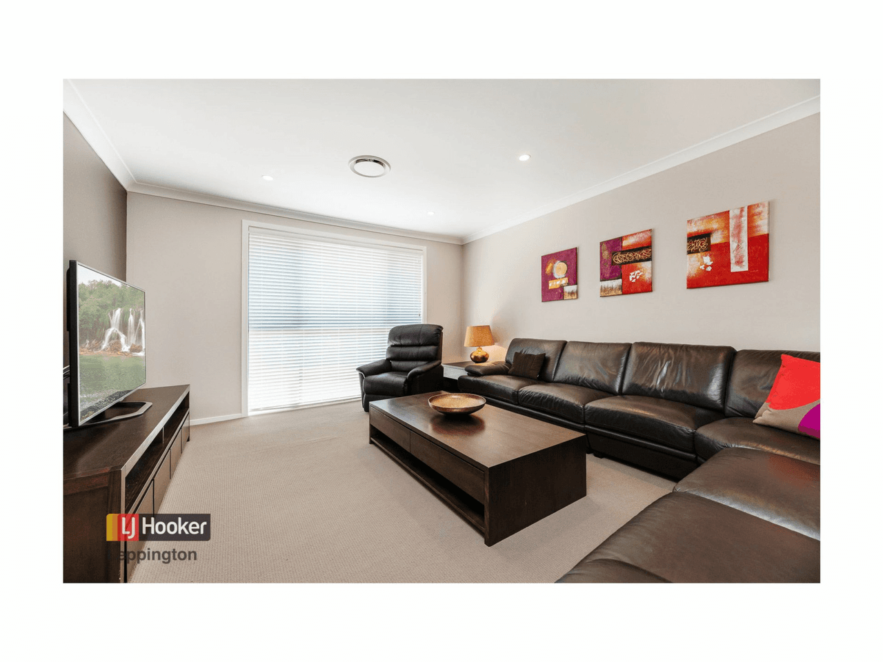 10 Eaglerange Avenue, GLEDSWOOD HILLS, NSW 2557