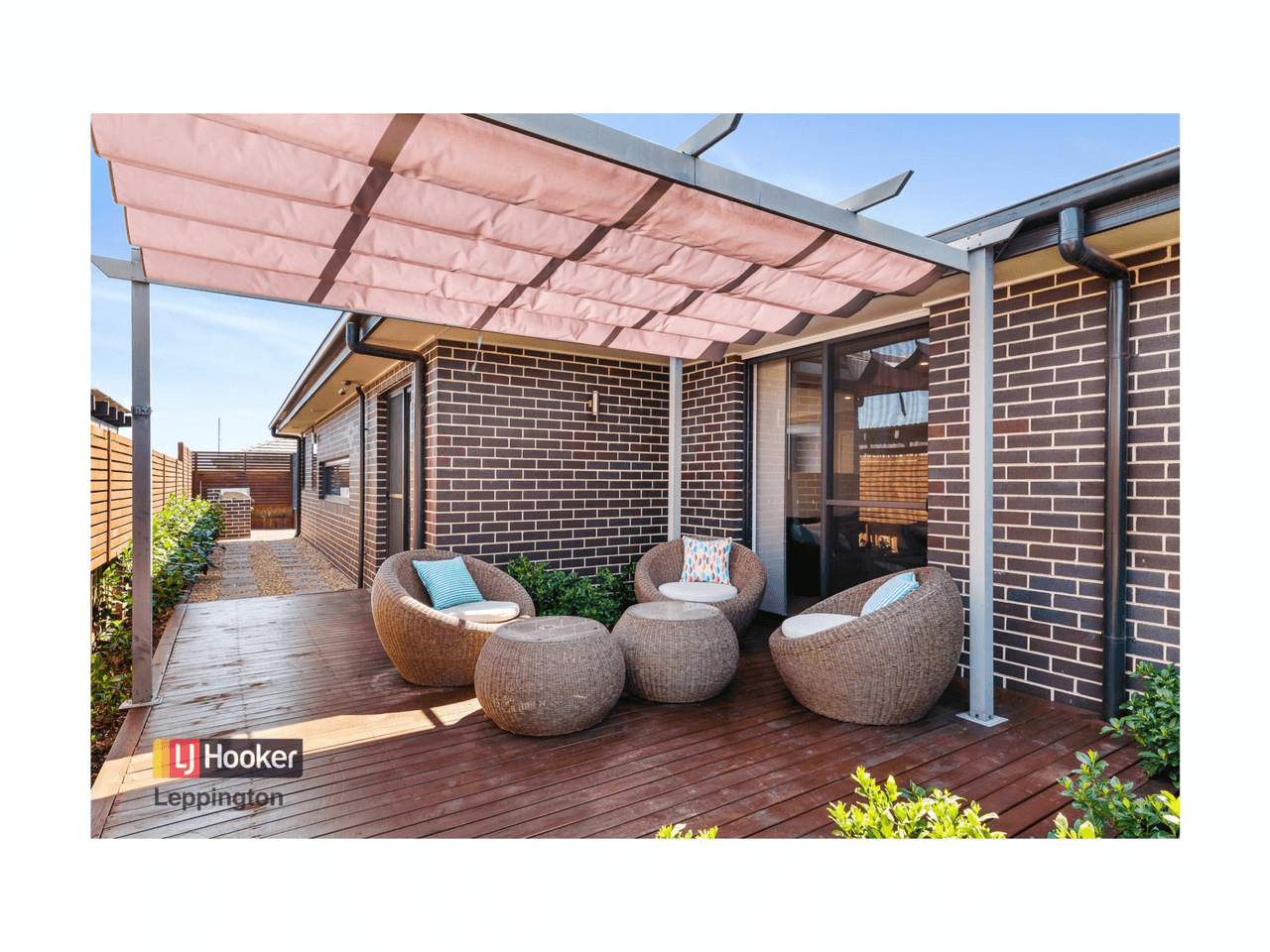 10 Eaglerange Avenue, GLEDSWOOD HILLS, NSW 2557