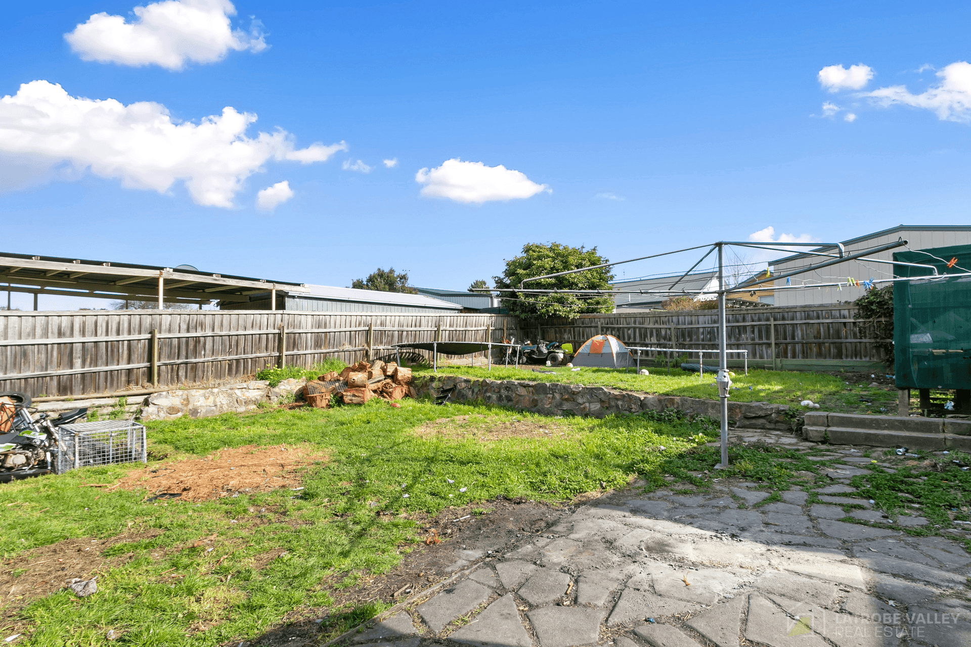 21 White Parade, Churchill, VIC 3842