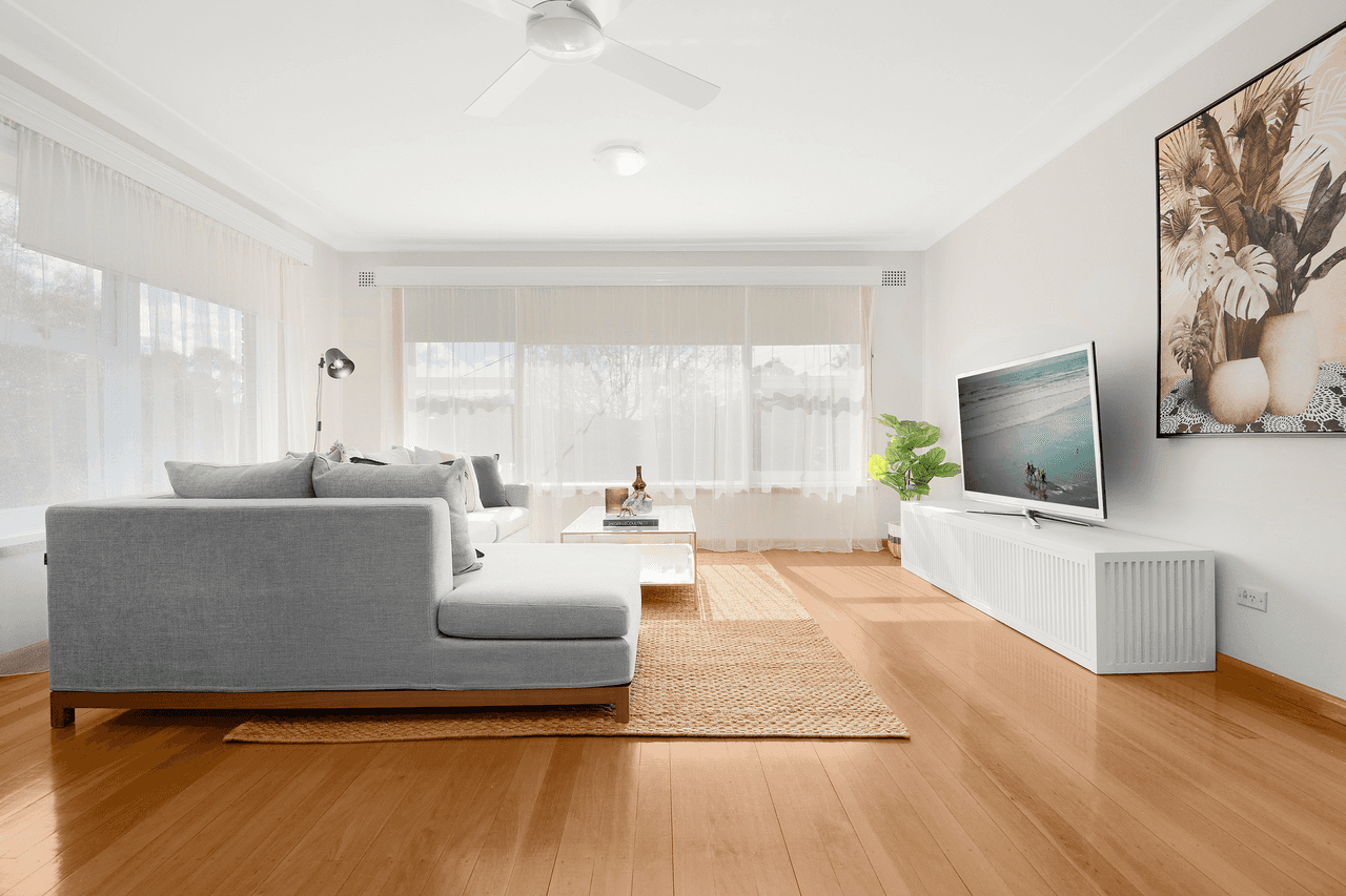 55 Heather Street, Wheeler Heights, NSW 2097