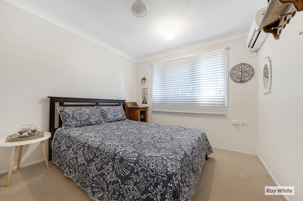 18 Clayton Road, LAMMERMOOR, QLD 4703