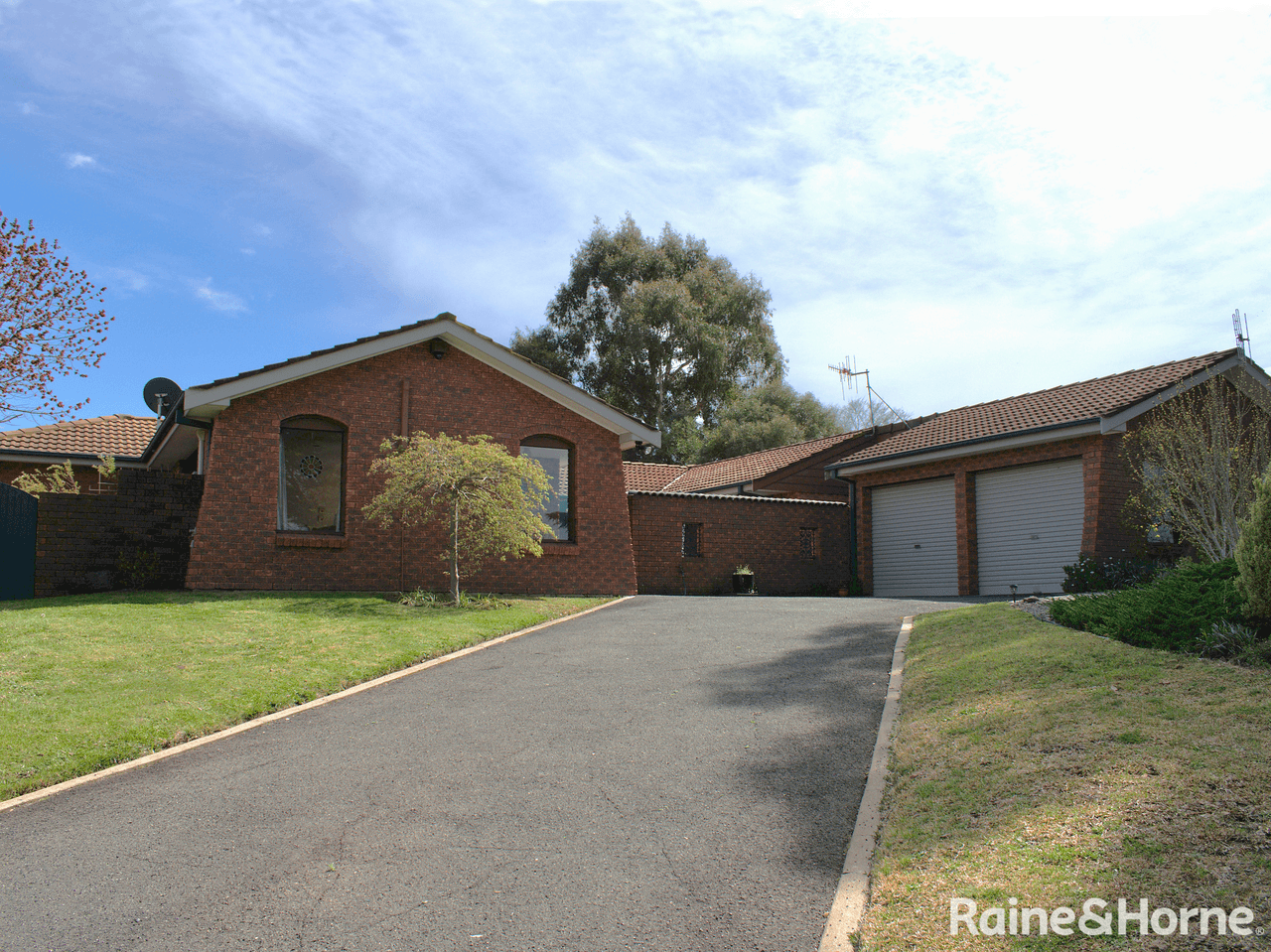 5 Lomas Close, KELSO, NSW 2795