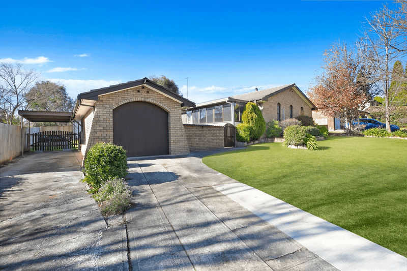 31 Merrett Drive, MOSS VALE, NSW 2577