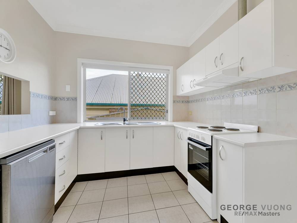 2 Bingeringo Pl, FOREST LAKE, QLD 4078