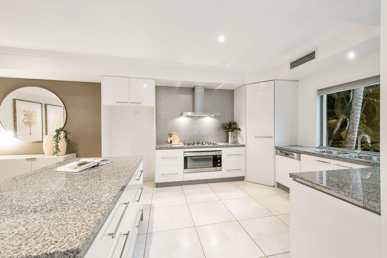 57 Sirius Street, Coorparoo, QLD 4151