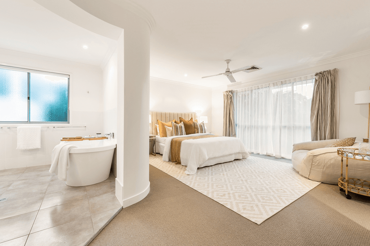 57 Sirius Street, Coorparoo, QLD 4151