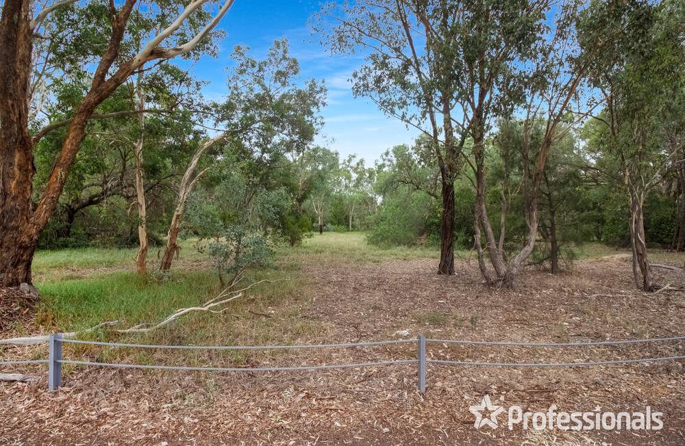 29 Graham Street, Lake Albert, NSW 2650