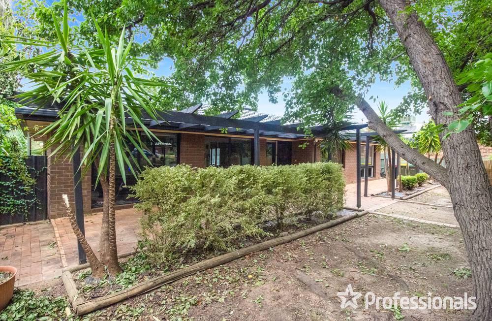 29 Graham Street, Lake Albert, NSW 2650
