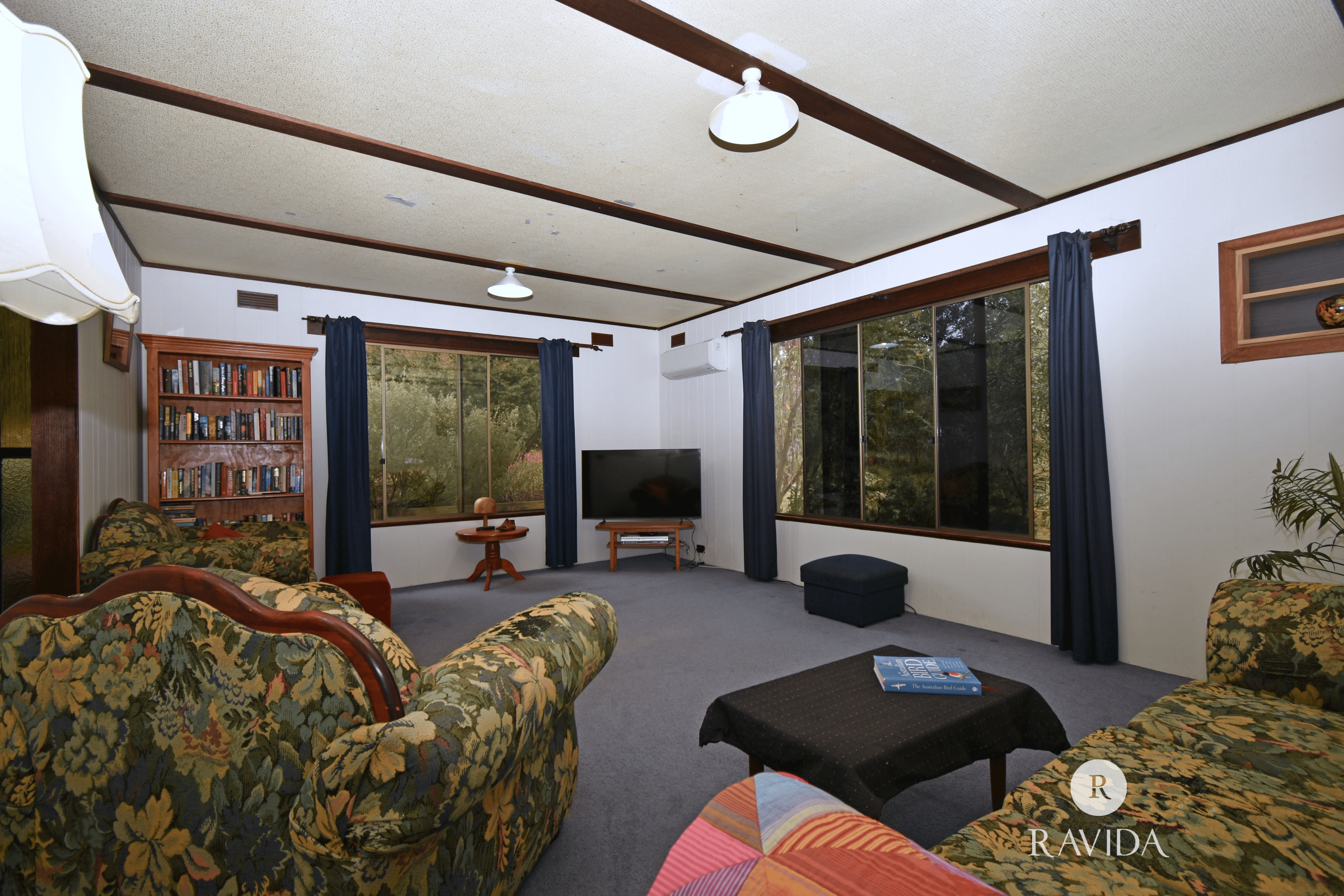 11 Hodge Street, BEECHWORTH, VIC 3747
