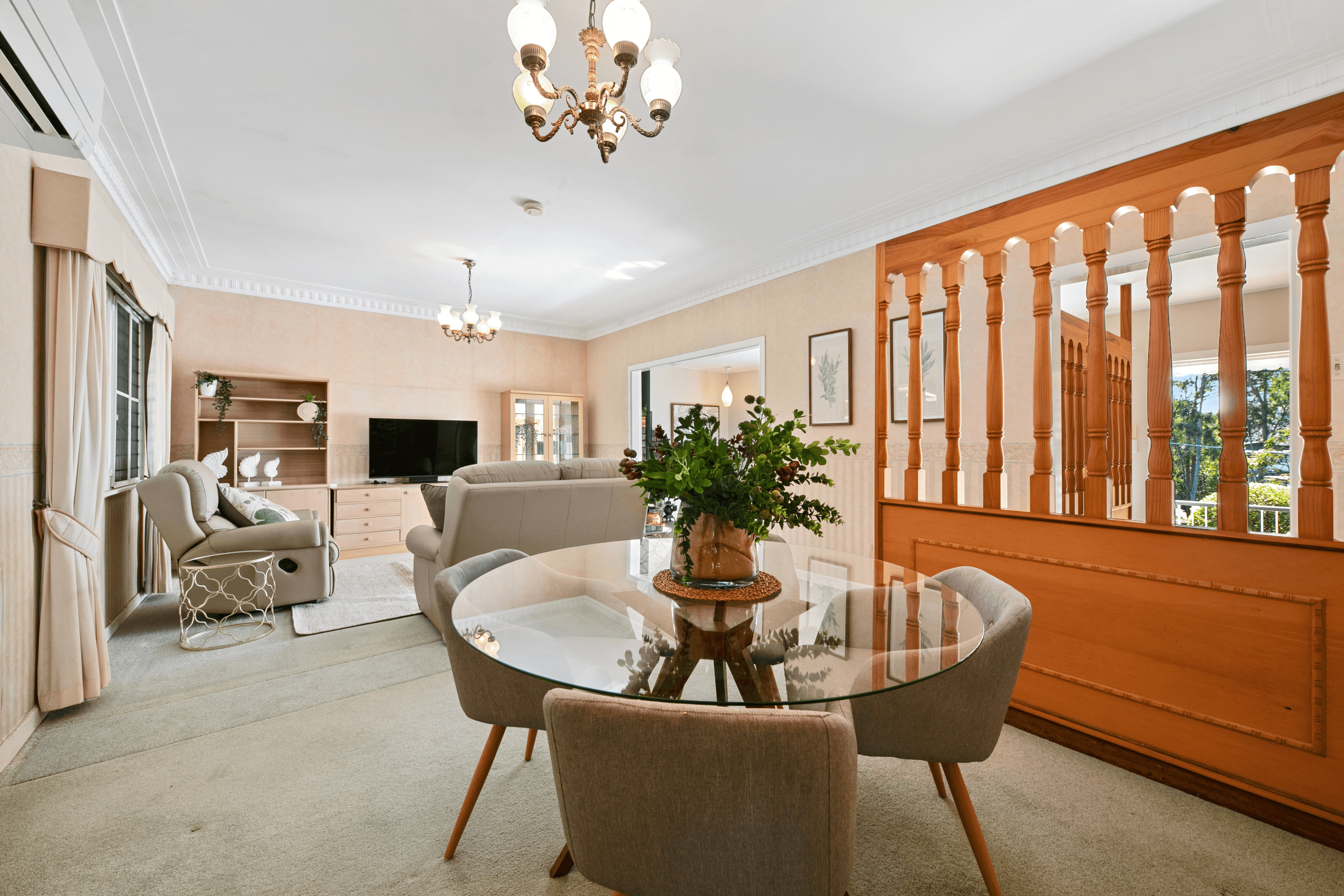 12 Aragon Street, INDOOROOPILLY, QLD 4068