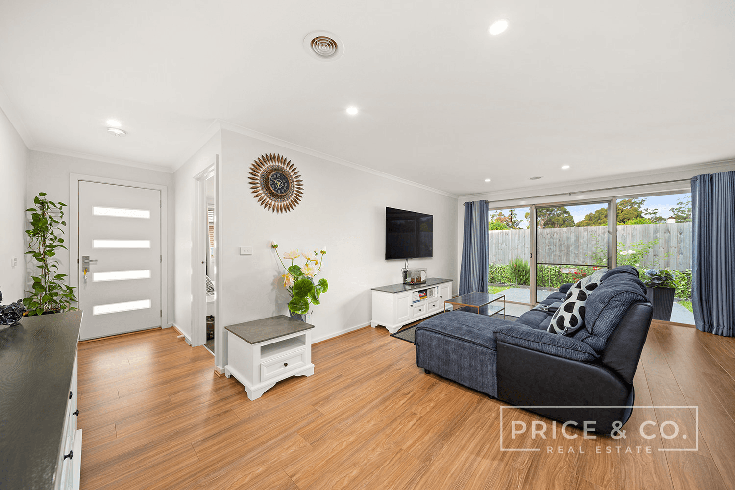 8/18 Main South Road, Drouin, VIC 3818