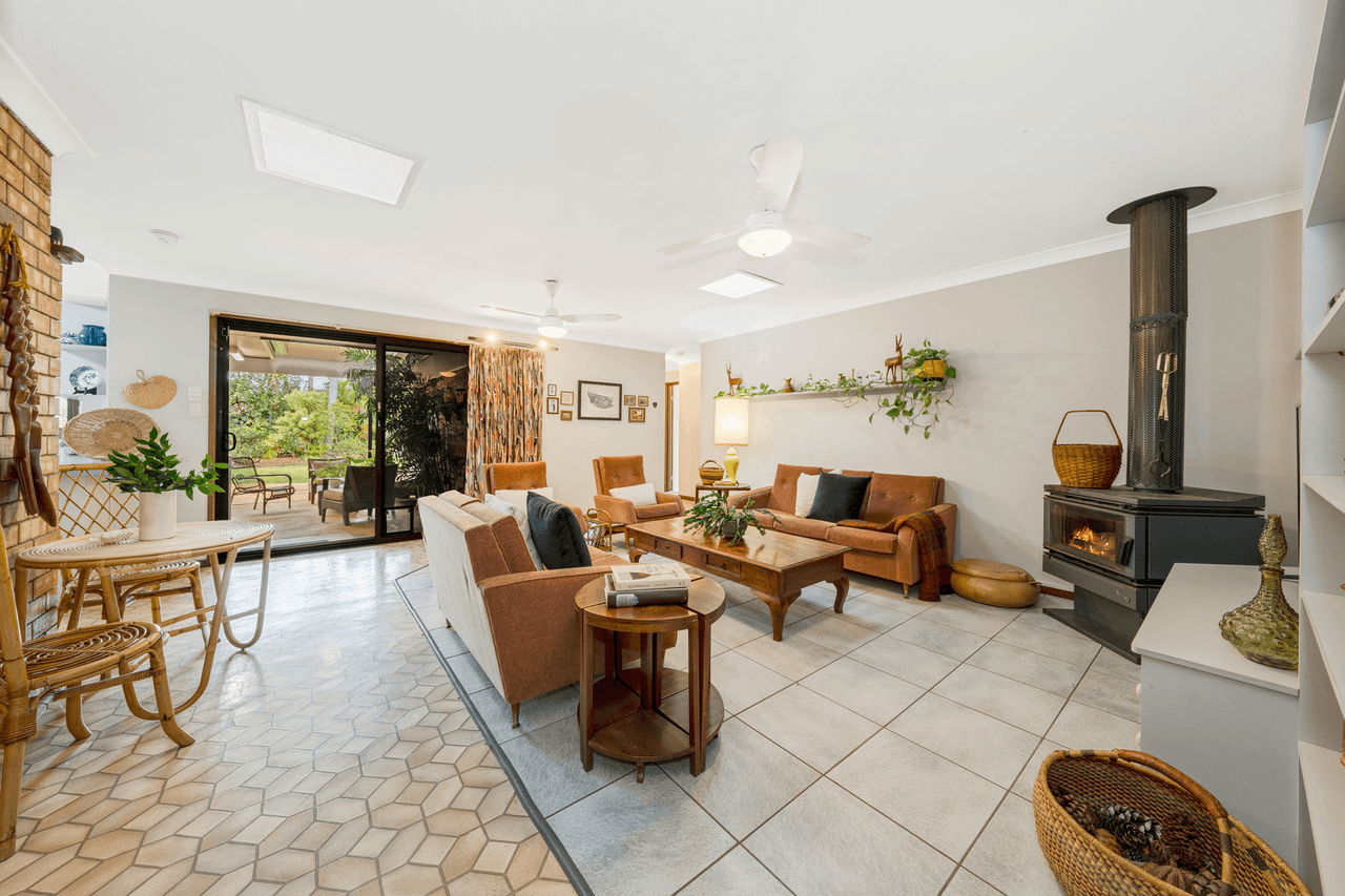 27 Fernbourne Road, Wellington Point, QLD 4160