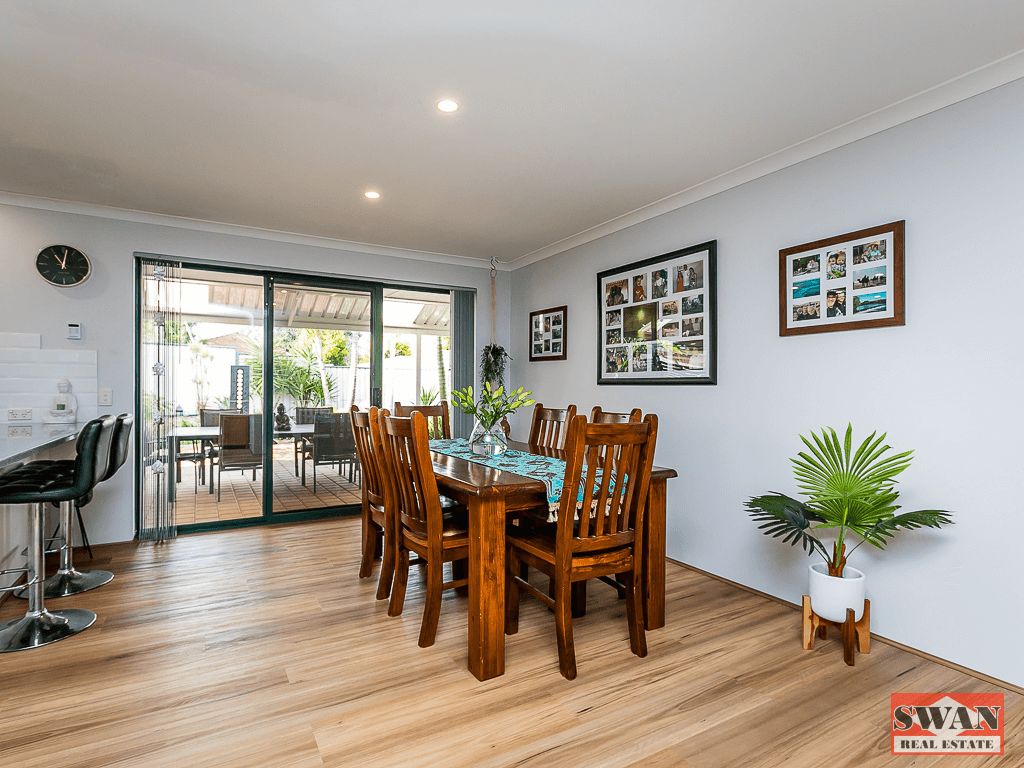 4 Sumreal Cl, Swan View, WA 6056