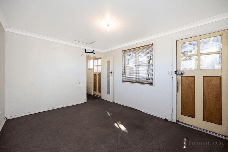 4 McLaren Street, South Fremantle, WA 6162