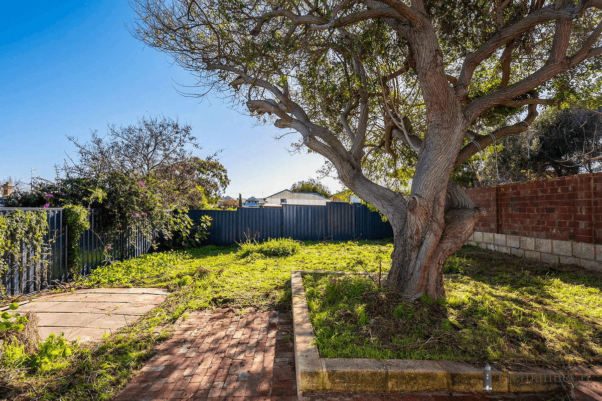 4 McLaren Street, South Fremantle, WA 6162