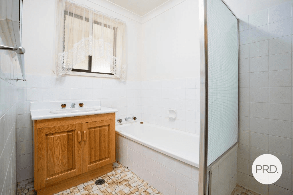 813 St James Crescent, NORTH ALBURY, NSW 2640