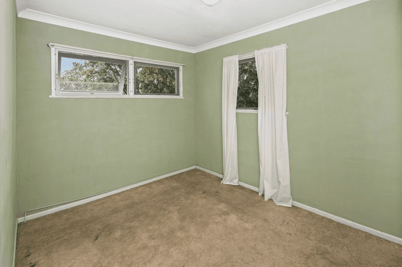 16 VALANTINE ROAD, BIRKDALE, QLD 4159