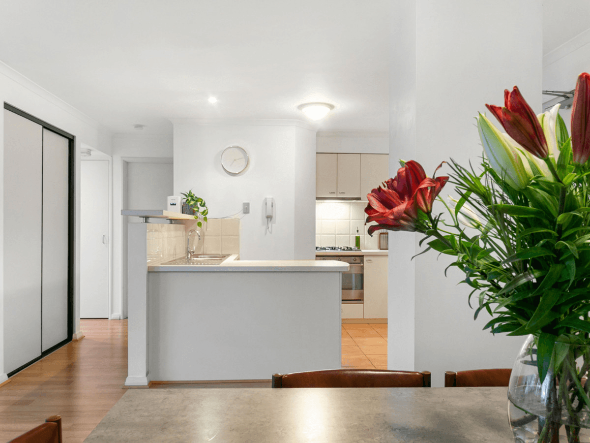 16/82 Royal Street, EAST PERTH, WA 6004