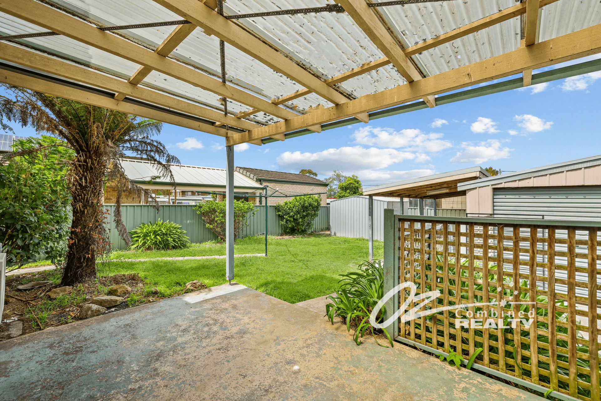 4 June Avenue, Basin View, NSW 2540