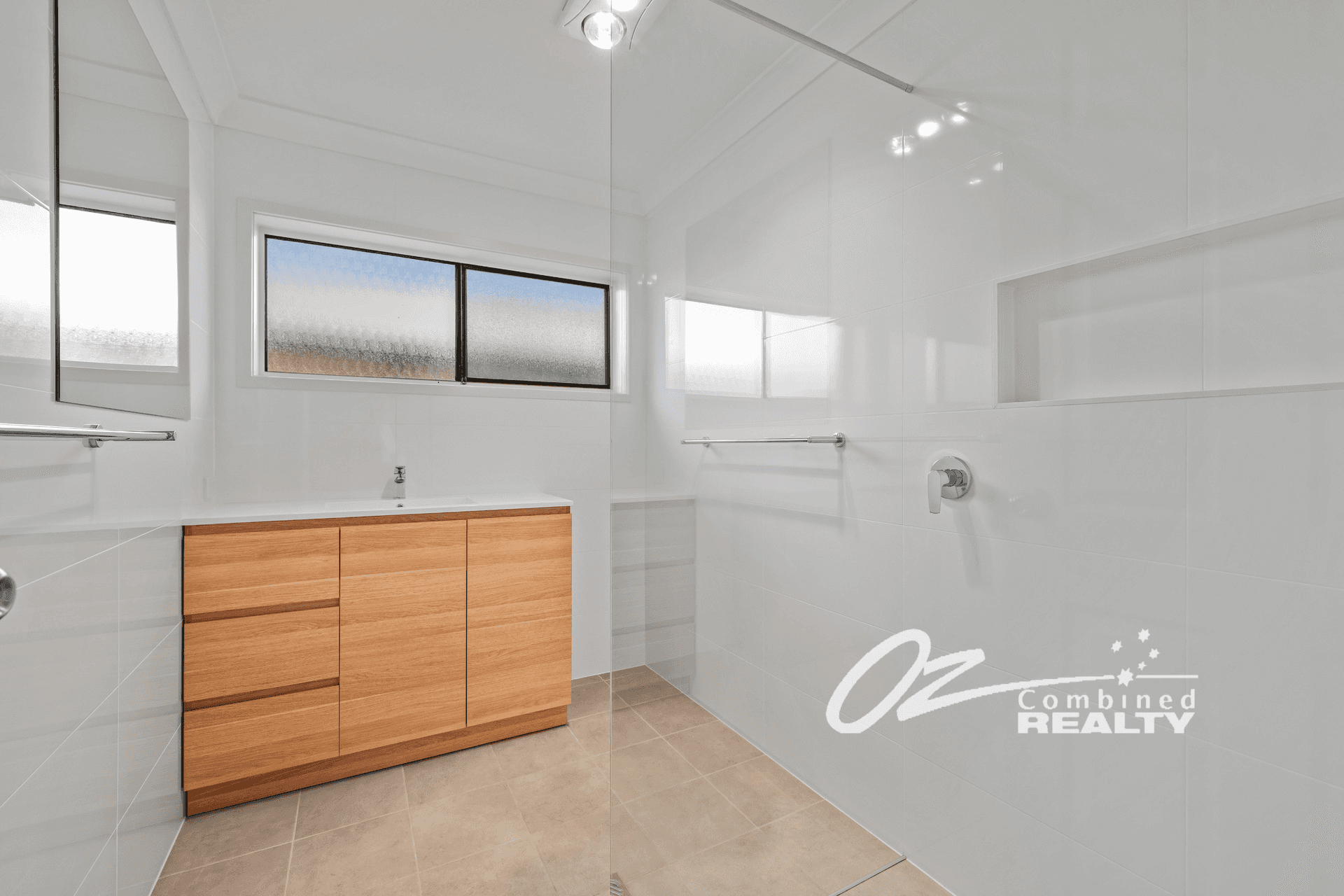 4 June Avenue, Basin View, NSW 2540