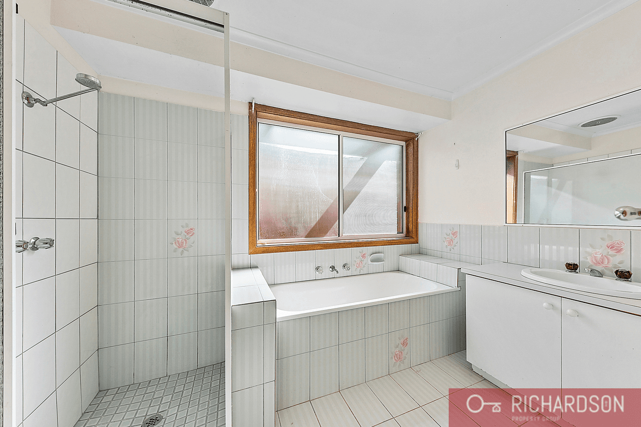 8 Hotham Crescent, Hoppers Crossing, VIC 3029