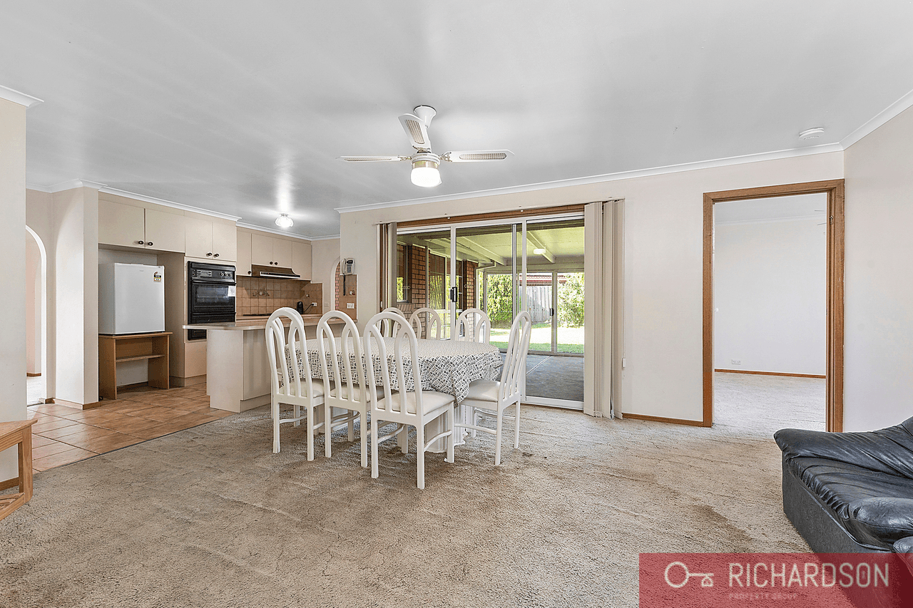 8 Hotham Crescent, Hoppers Crossing, VIC 3029