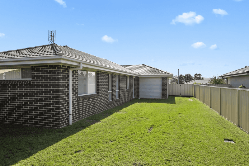 23 Vikki Avenue, Rutherford, NSW 2320