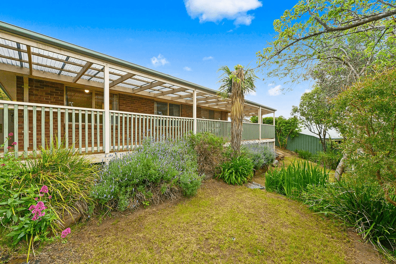 9 Gleneagles Road, ABERFOYLE PARK, SA 5159