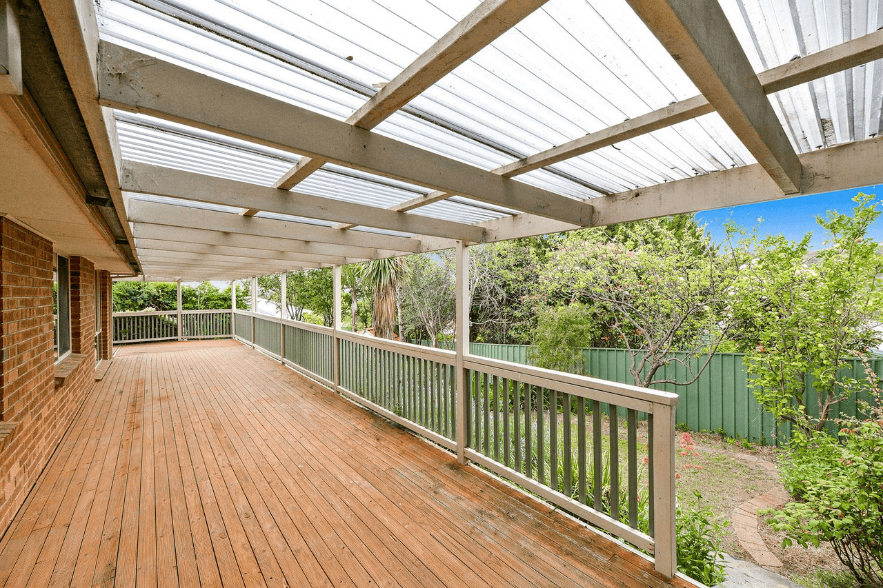 9 Gleneagles Road, ABERFOYLE PARK, SA 5159