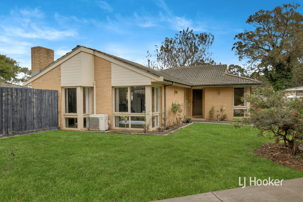 2 Norham Court, BERWICK, VIC 3806