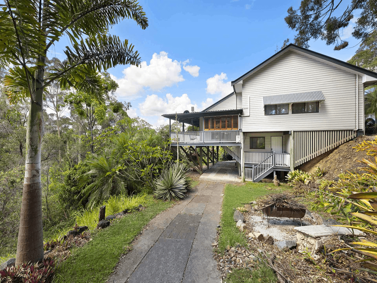 411 Hunchy Road, HUNCHY, QLD 4555