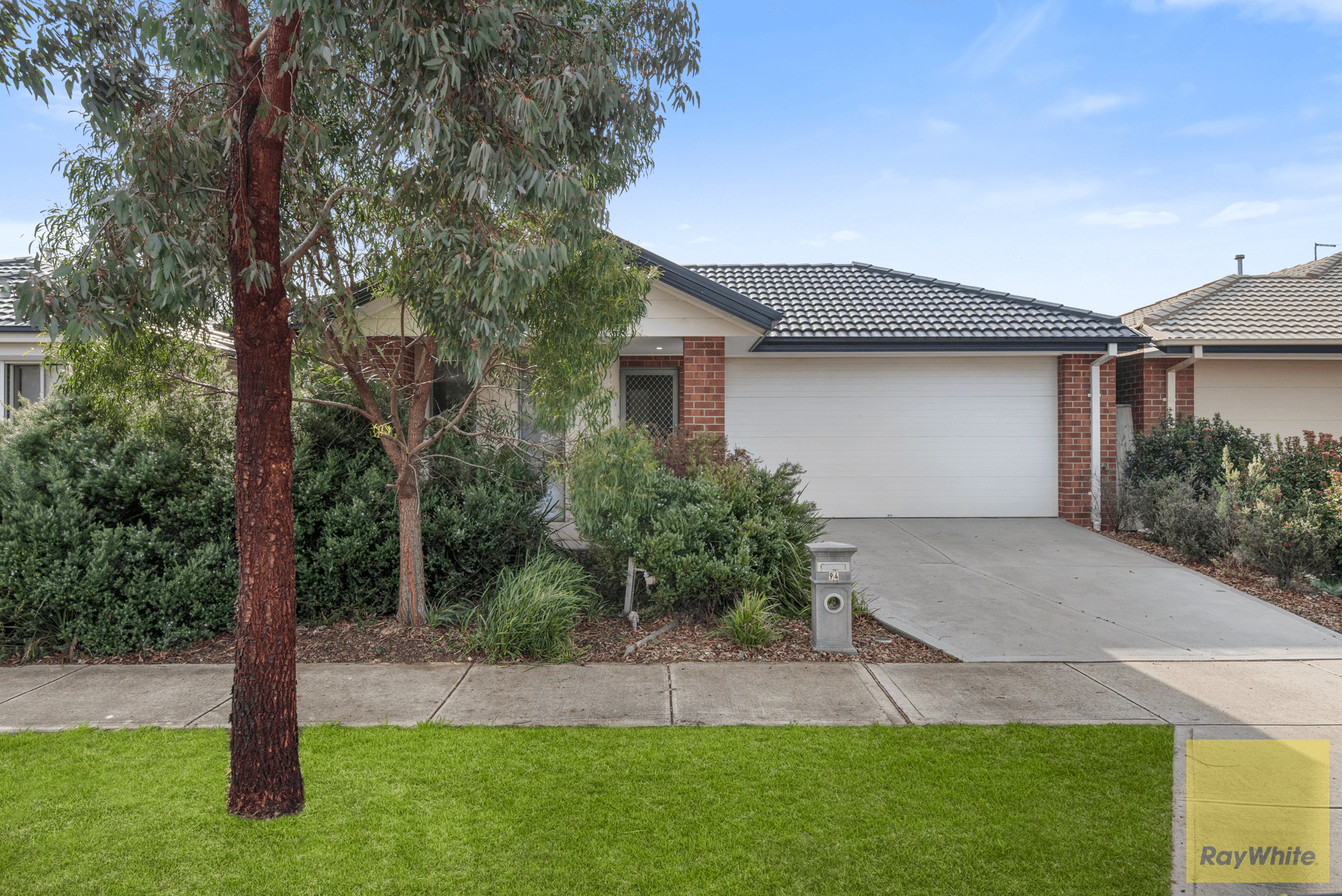 94 Grassbird Drive, POINT COOK, VIC 3030