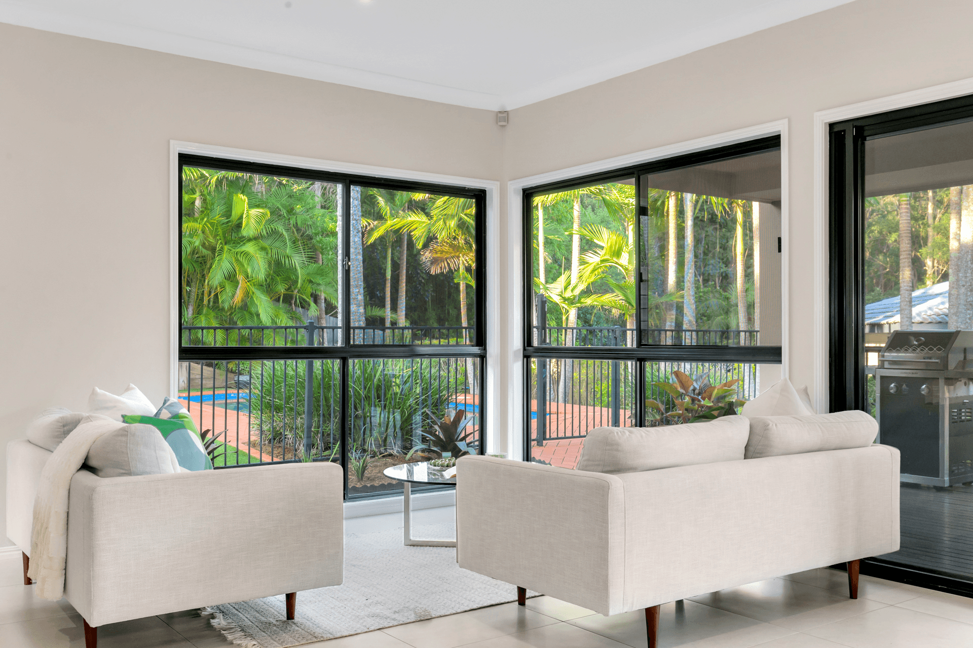 20 Ringway Place, CHAPEL HILL, QLD 4069