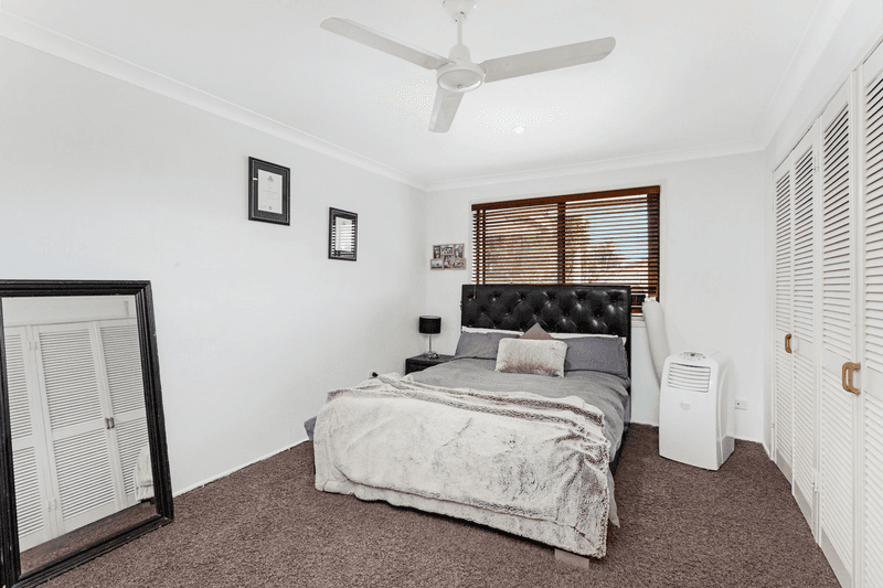 2 Razorbill Street, Burleigh Waters, QLD 4220