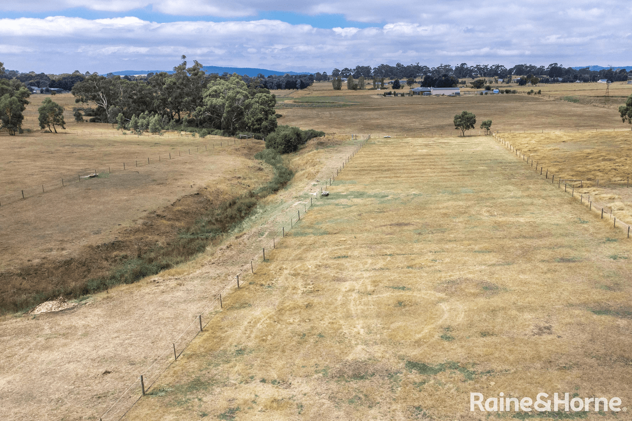 13 Taylors Court, KYNETON, VIC 3444