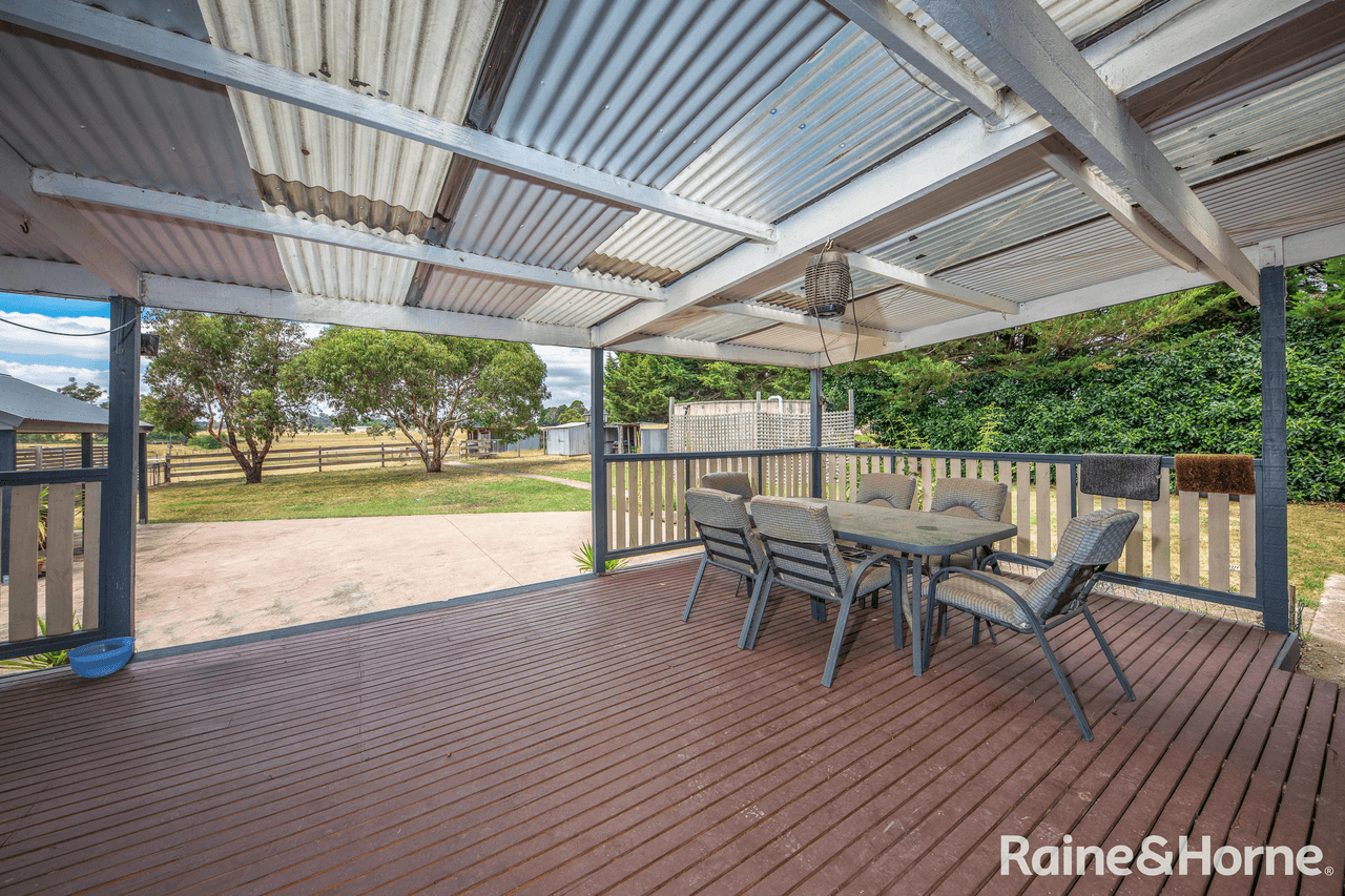 13 Taylors Court, KYNETON, VIC 3444