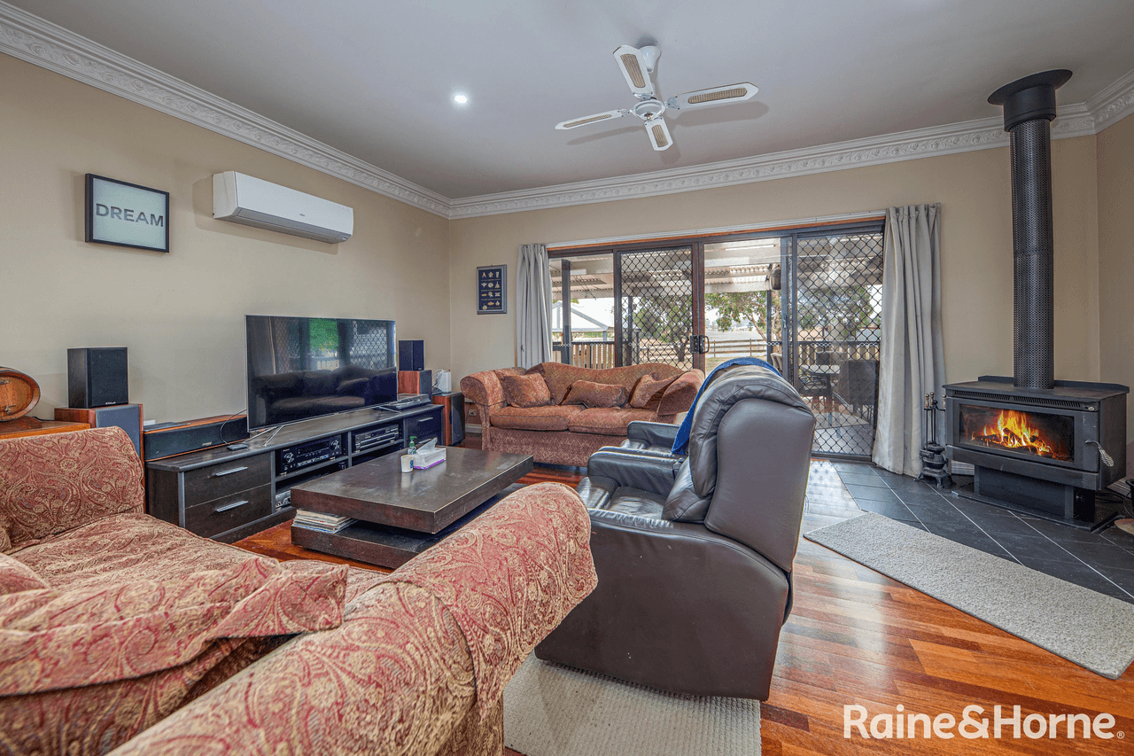 13 Taylors Court, KYNETON, VIC 3444