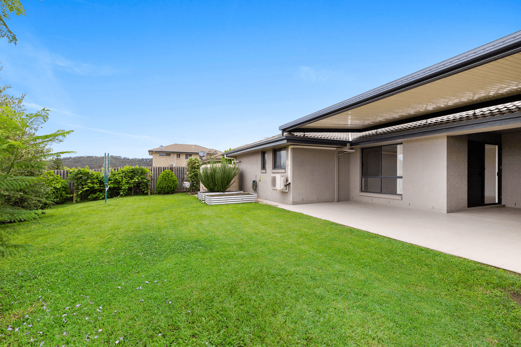 4 Vista Circuit, BAHRS SCRUB, QLD 4207