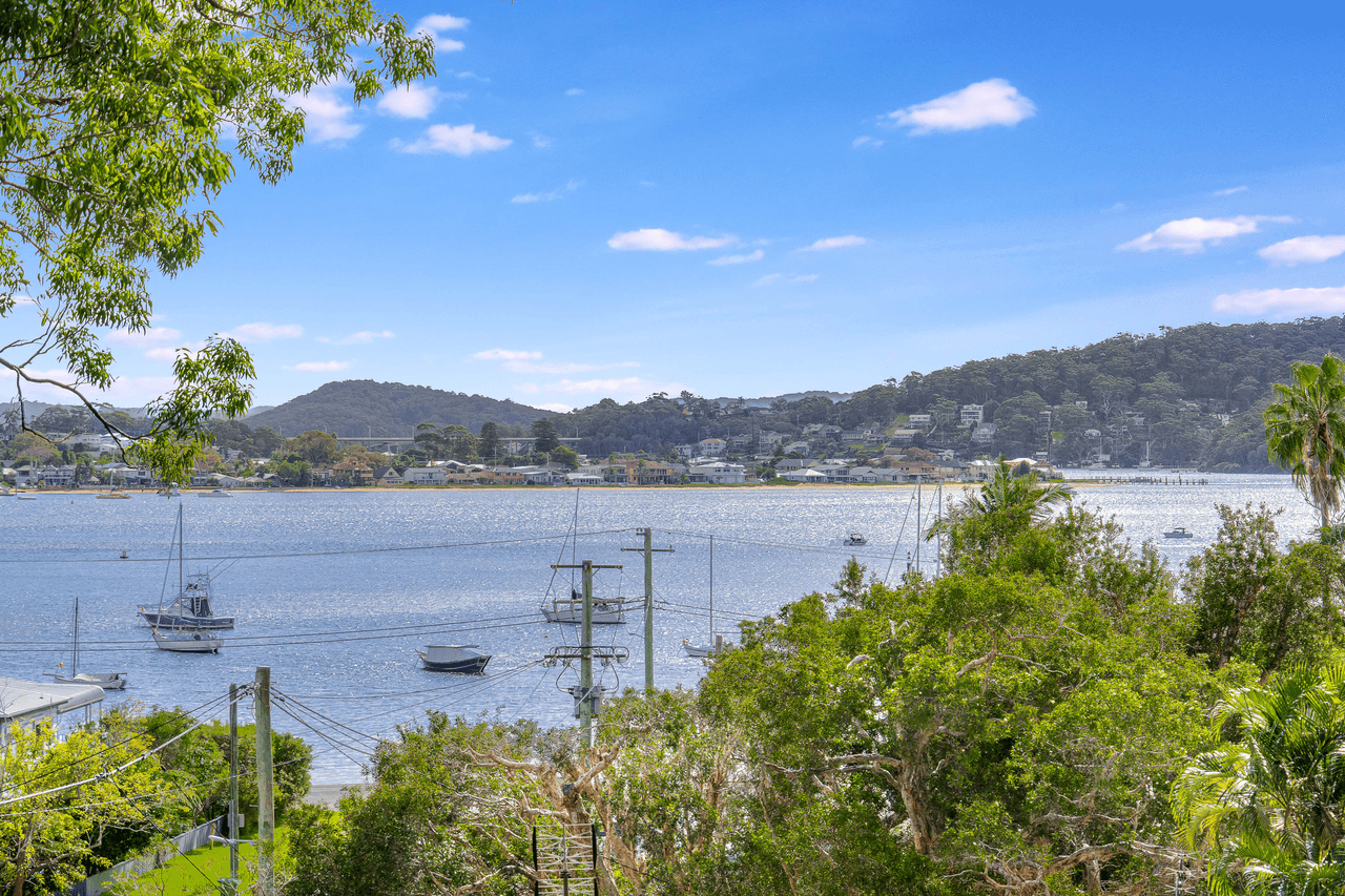 18 Como Parade, PRETTY BEACH, NSW 2257