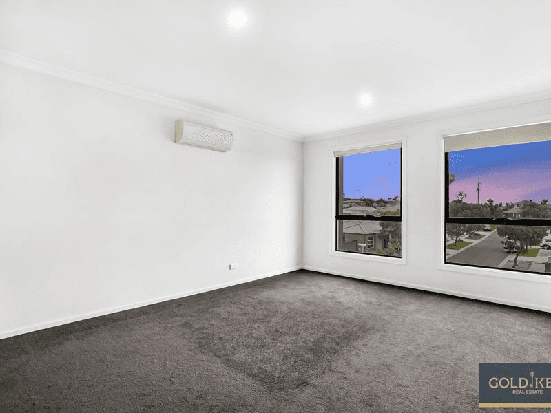 9B Obsidian Avenue, TARNEIT, VIC 3029