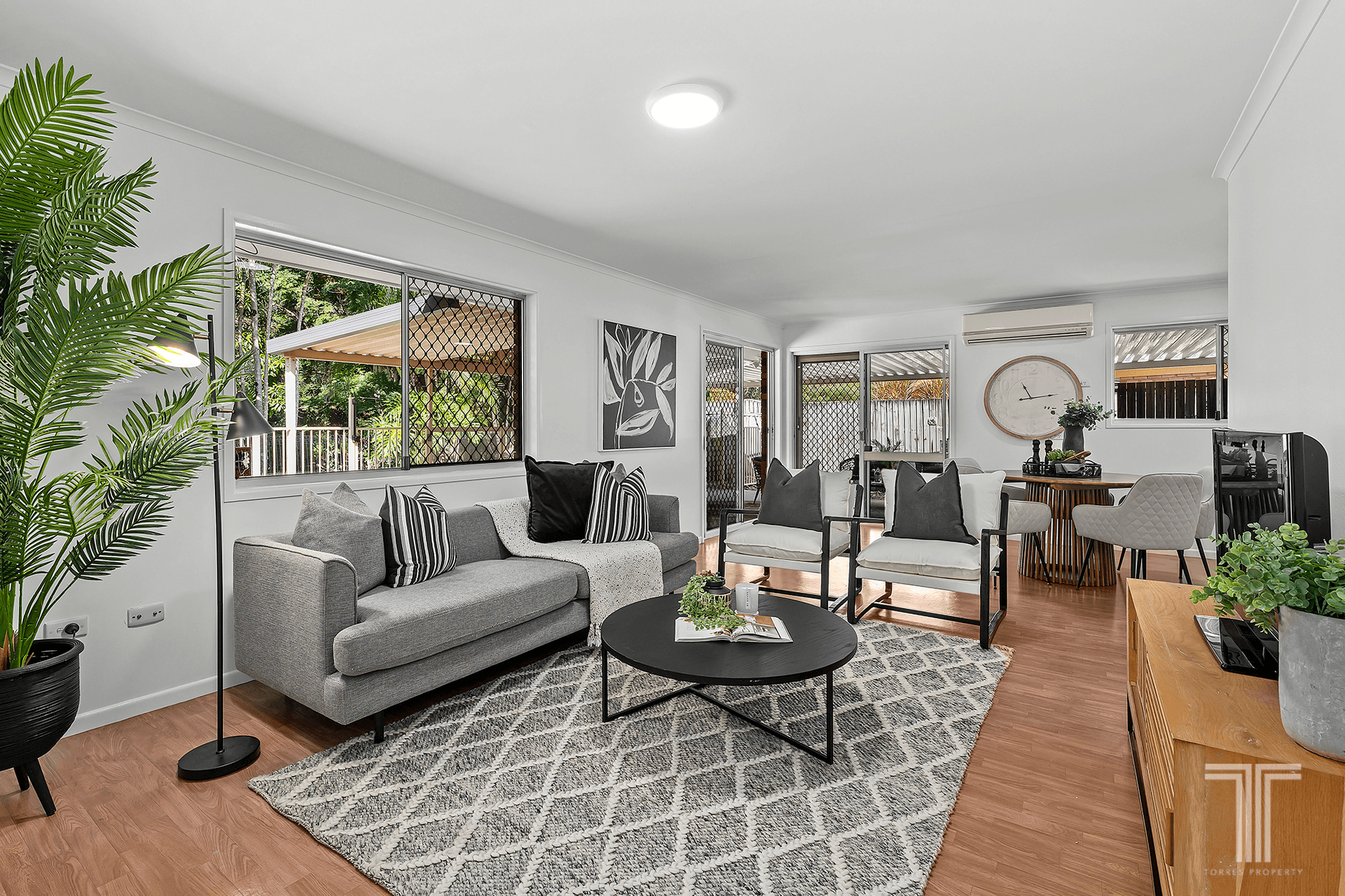 9 Norham Court, Carindale, QLD 4152