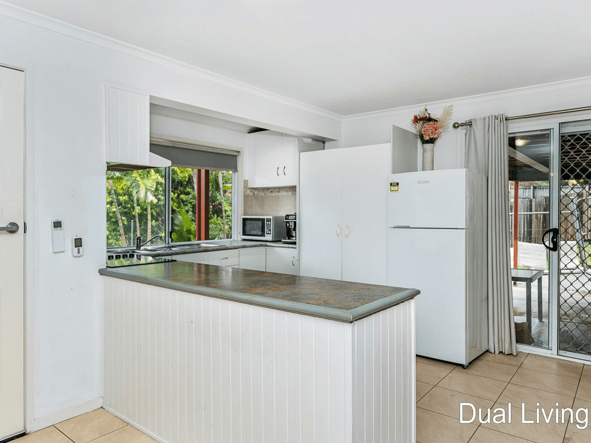 7 Orbit Court, MUDGEERABA, QLD 4213