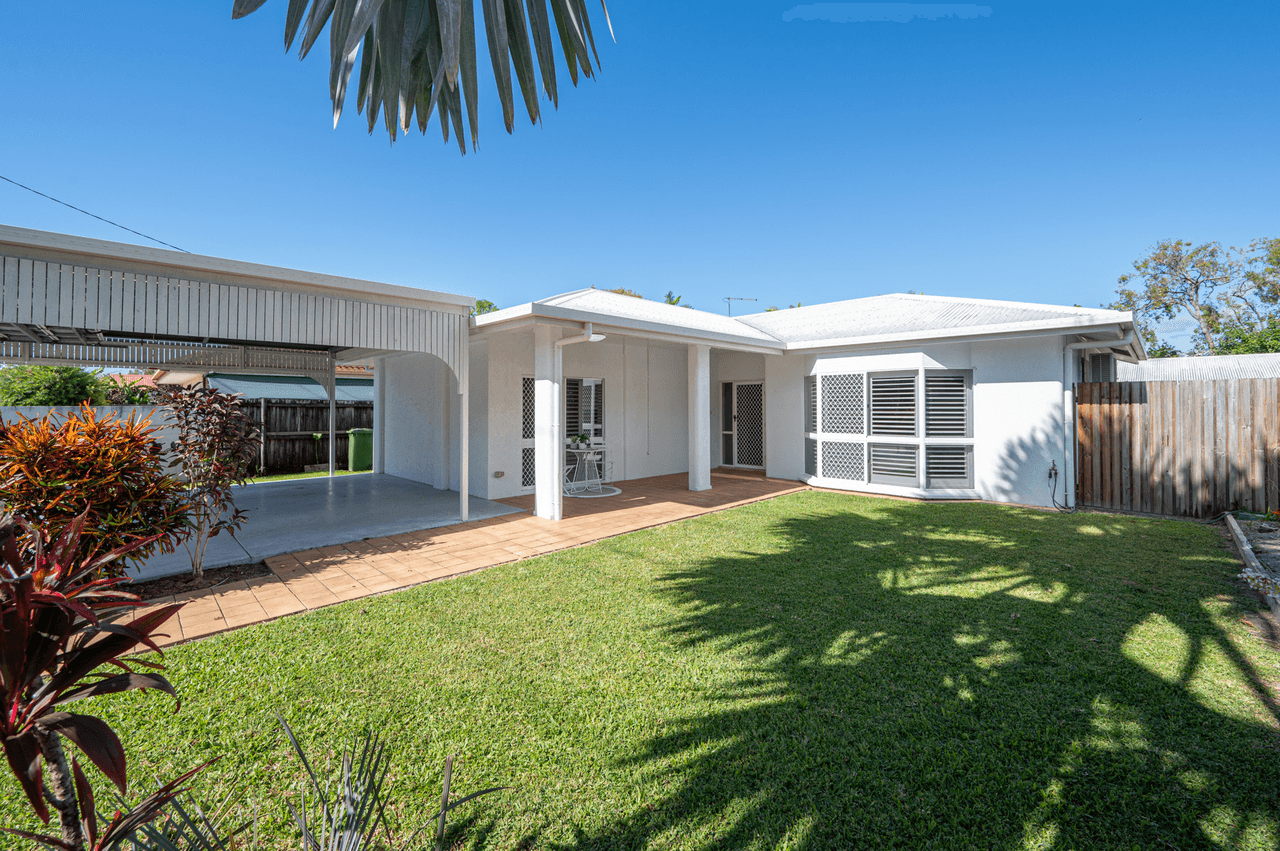 57 Cedar Road, PALM COVE, QLD 4879