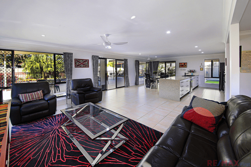 7 Cooloola Court, Little Mountain, QLD 4551