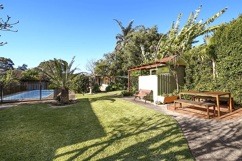 11 Brougham Street, EAST GOSFORD, NSW 2250