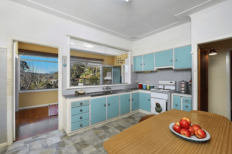 11 Brougham Street, EAST GOSFORD, NSW 2250