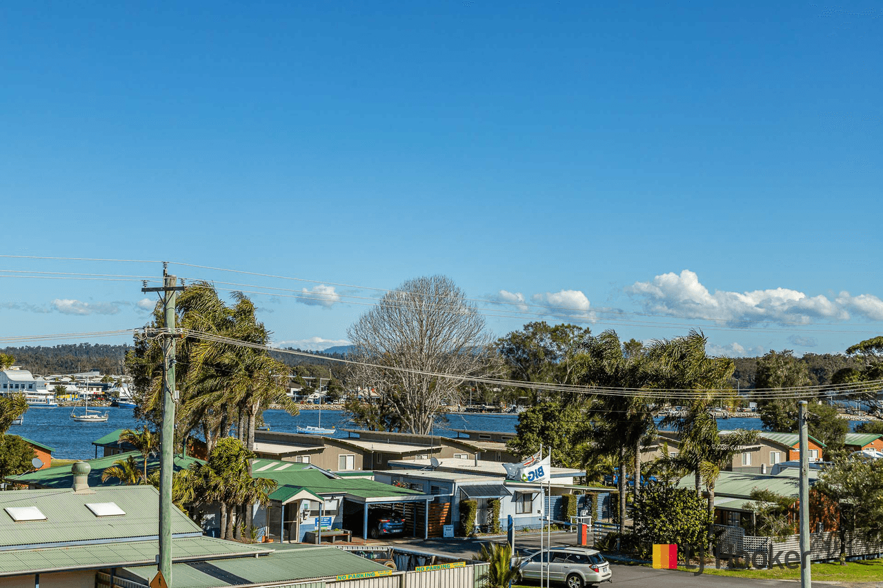 32/17-21 Wharf Road, NORTH BATEMANS BAY, NSW 2536